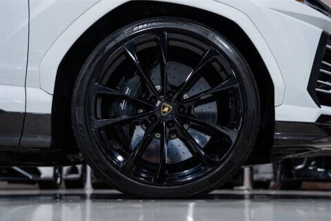 2022 Lamborghini Urus