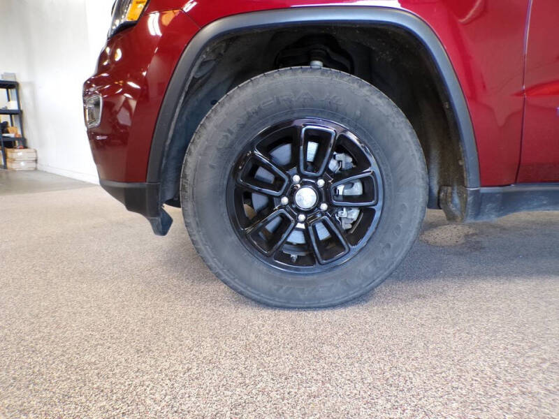 2020 Jeep Grand Cherokee Laredo E