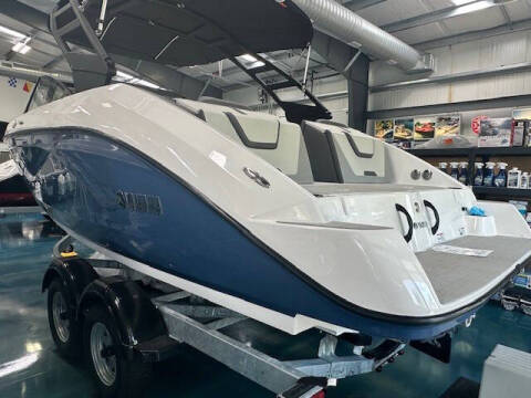 2025 Yamaha AR220