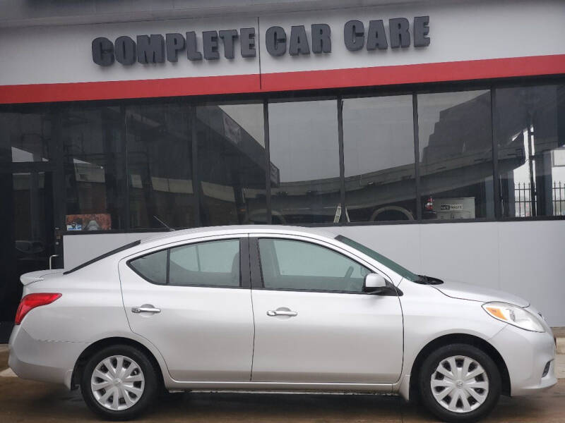 2014 Nissan Versa 1.6 SV
