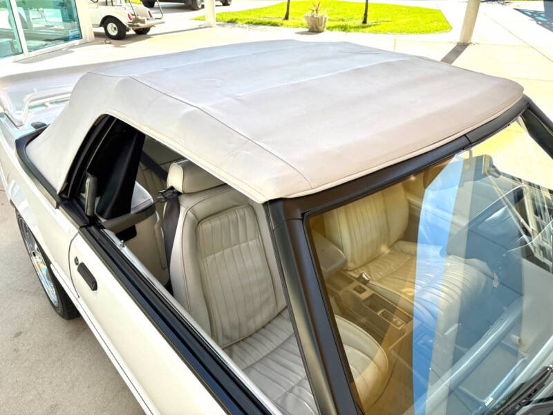 1993 Ford Mustang LX 5.0