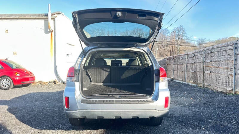 2013 Subaru Outback 2.5i Limited