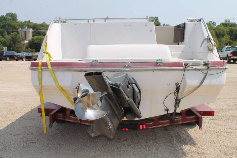 1996 Hurricane Deck Boat 246