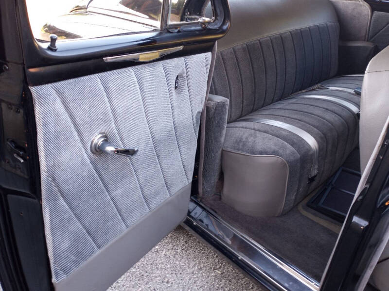 1949 Mercury Model 8