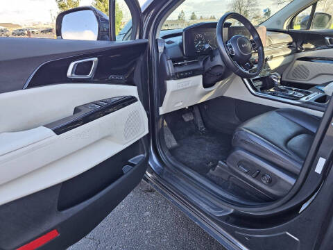 2024 Kia Carnival SX