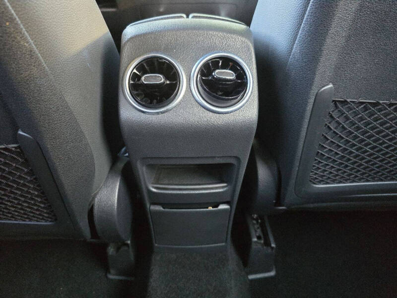 2024 Mercedes-Benz GLB GLB 250