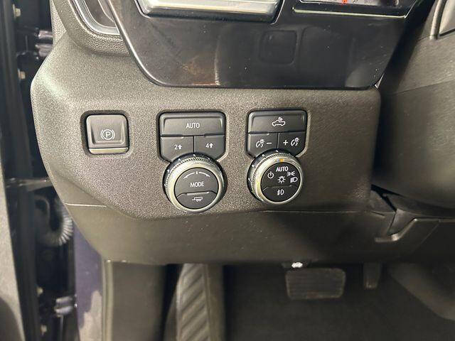 2025 GMC Sierra 1500 Elevation Standard