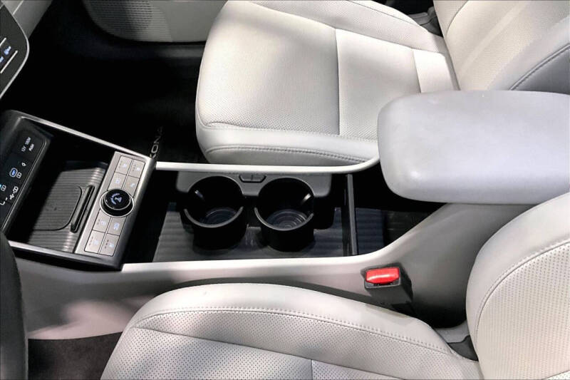 2025 Hyundai Kona Limited