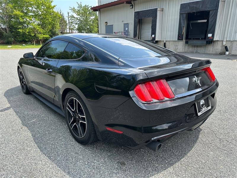 2017 Ford Mustang V6