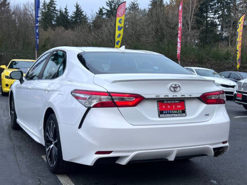 2020 Toyota Camry SE