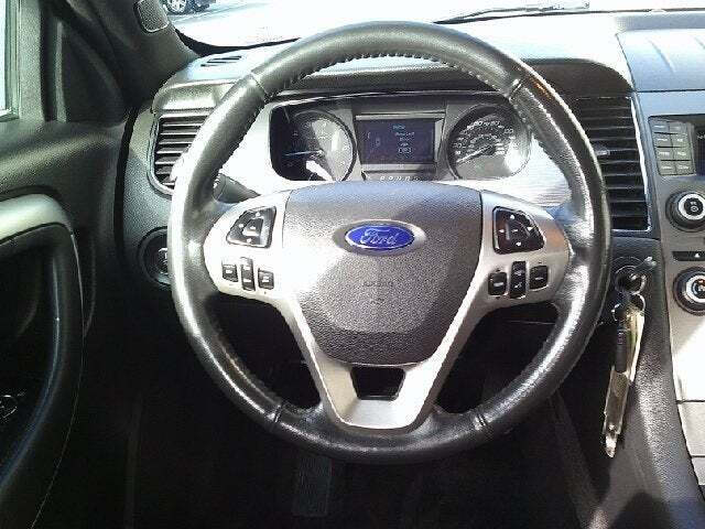 2013 Ford Taurus SEL