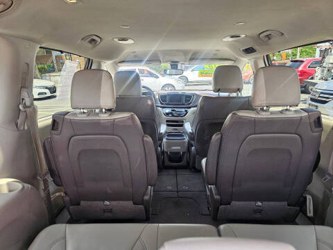 2018 Chrysler Pacifica Touring L