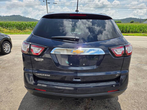 2017 Chevrolet Traverse LT