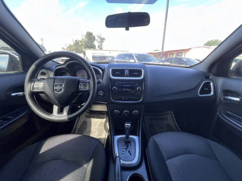 2012 Dodge Avenger SE V6