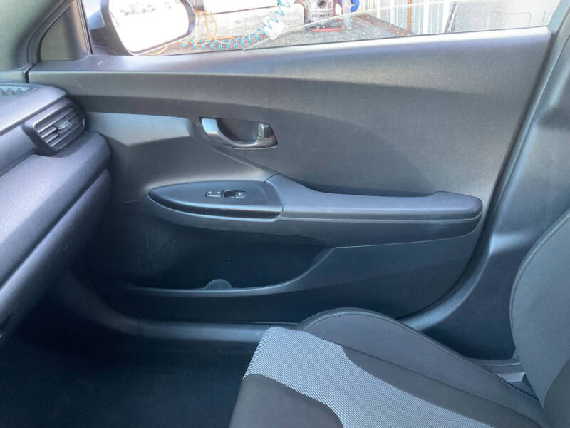 2019 Hyundai Veloster