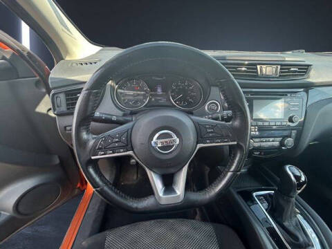 2017 Nissan Rogue Sport SV