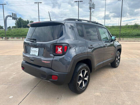 2022 Jeep Renegade Trailhawk