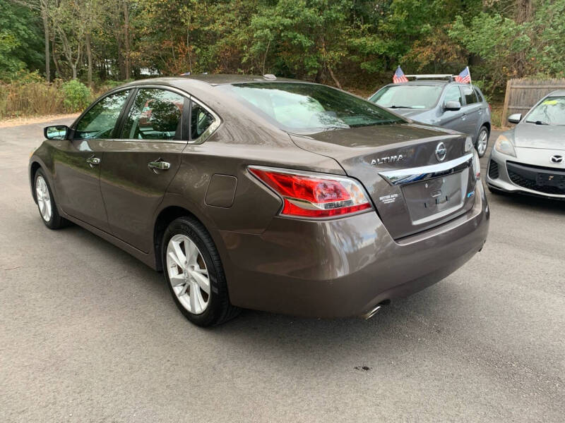 2014 Nissan Altima SV photo 8