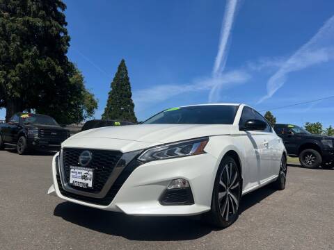 2020 Nissan Altima for sale at Pacific Auto LLC in Woodburn OR