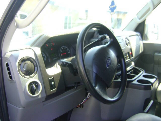 2010 Ford E-Series E-350 SD XL