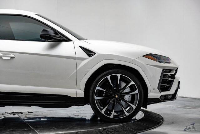2022 Lamborghini Urus