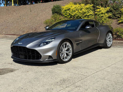 2025 Aston Martin Vanquish