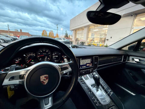2012 Porsche Panamera