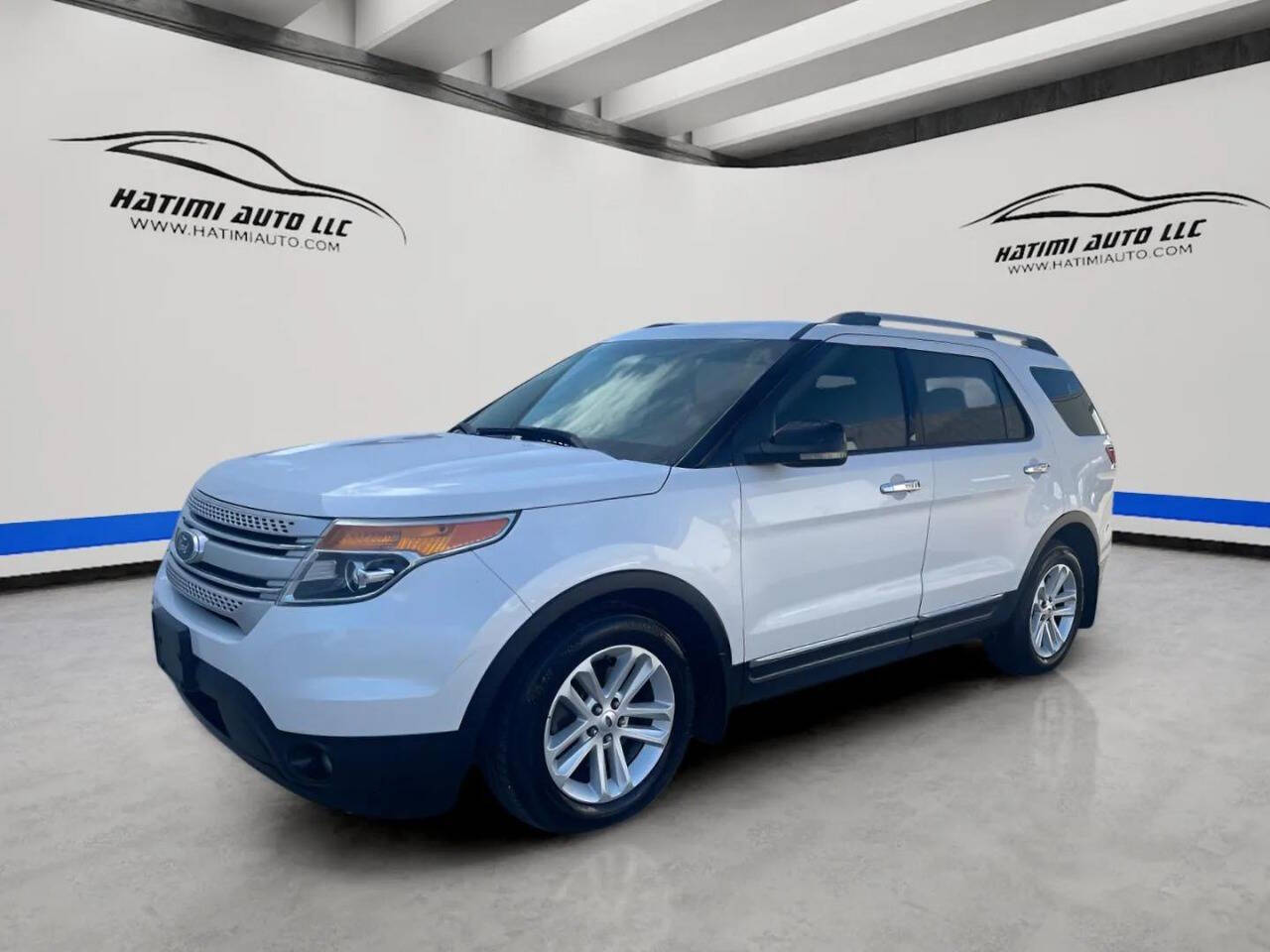 White 2012 Ford Explorer XLT XLT 4dr SUV 2