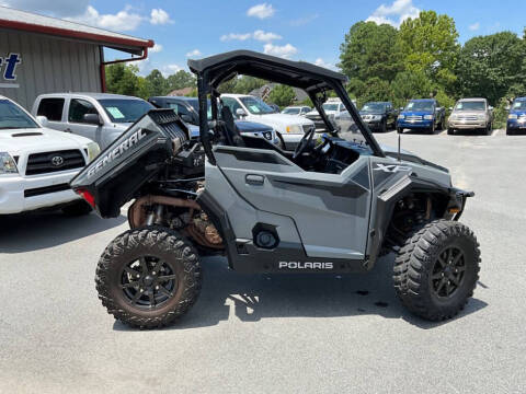 2023 Polaris  GENERAL XP 1000