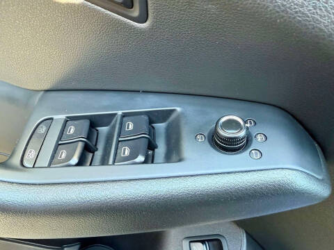 2012 Audi Q5 2.0T quattro Premium Plus