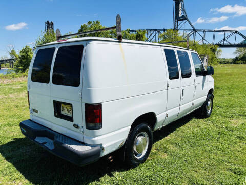 2003 Ford E-Series E-250