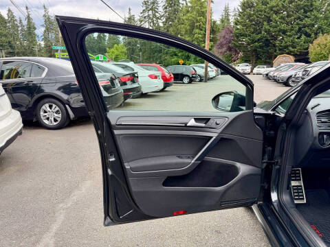 2015 Volkswagen Golf GTI S