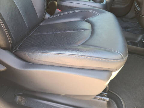 2021 Chrysler Pacifica Touring L