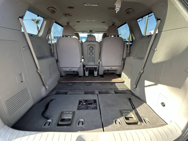 2016 Kia Sedona LX