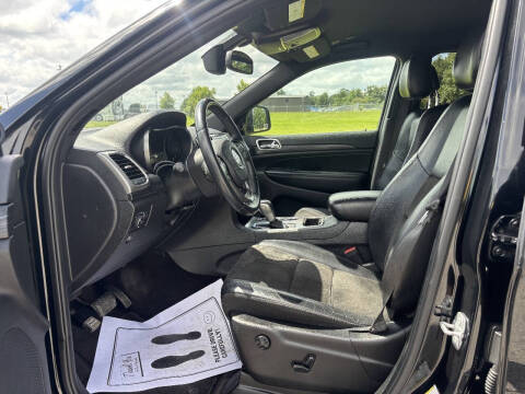 2019 Jeep Grand Cherokee Laredo