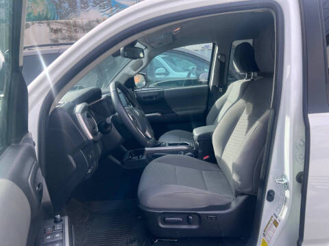 2023 Toyota Tacoma SR5 V6