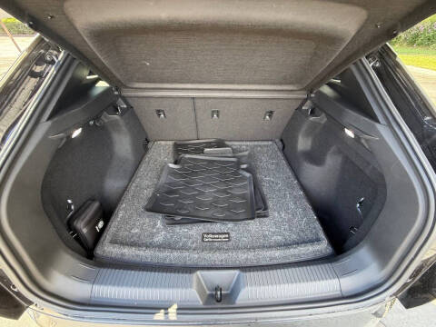 2023 Volkswagen ID.4 Pro