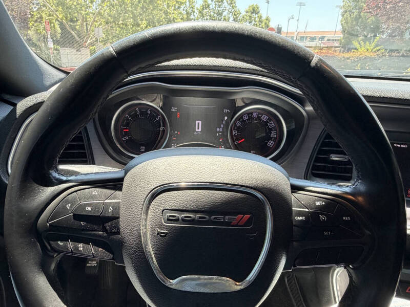 2018 Dodge Challenger SXT
