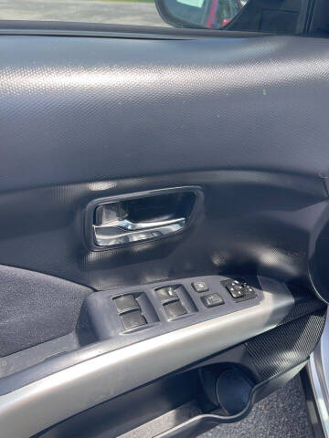 2008 Mitsubishi Outlander XLS