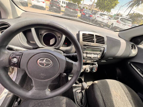 2009 Scion xD