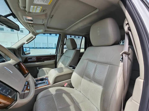 2012 Lincoln Navigator L