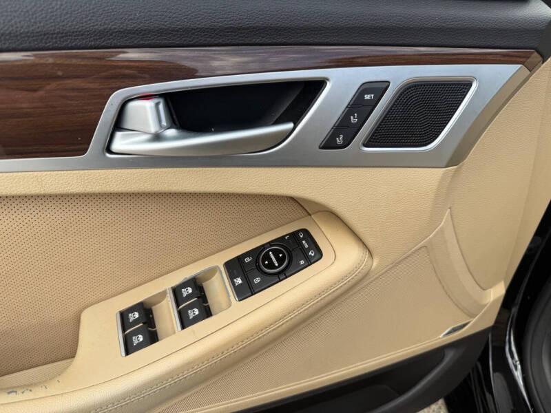 2017 Genesis G80 3.8