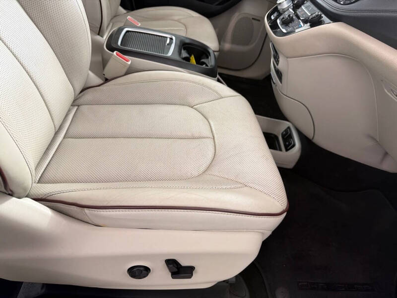 2017 Chrysler Pacifica Limited