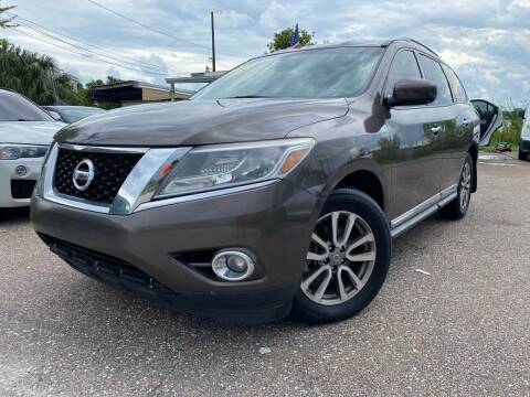 2015 Nissan Pathfinder for sale at Latinos Motor of East Colonial in Orlando FL