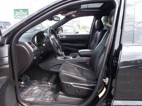 2020 Jeep Grand Cherokee Laredo