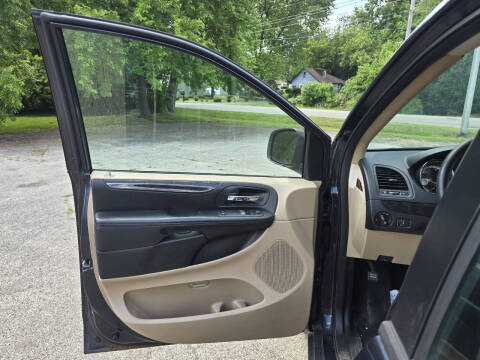 2014 Dodge Grand Caravan American Value Package