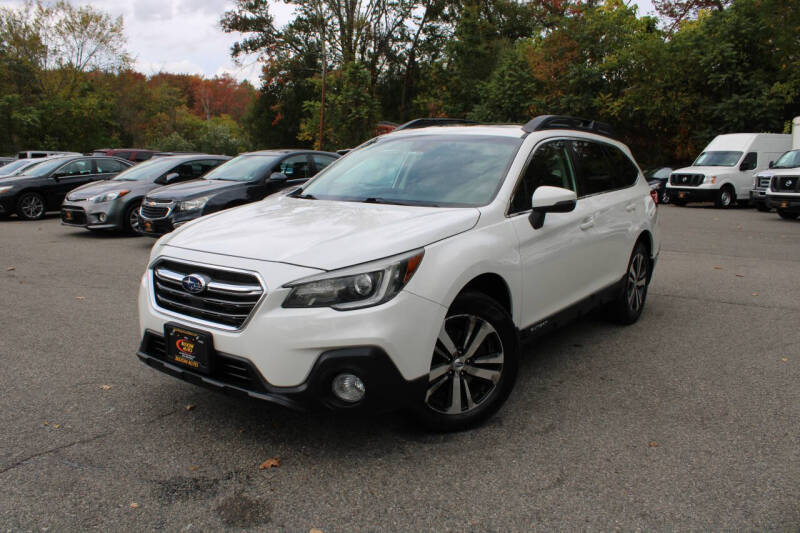 2019 Subaru Outback Limited's photo