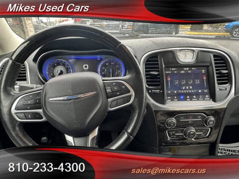 2018 Chrysler 300 Limited