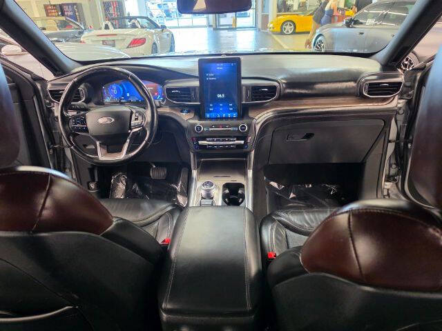 2020 Ford Explorer Platinum