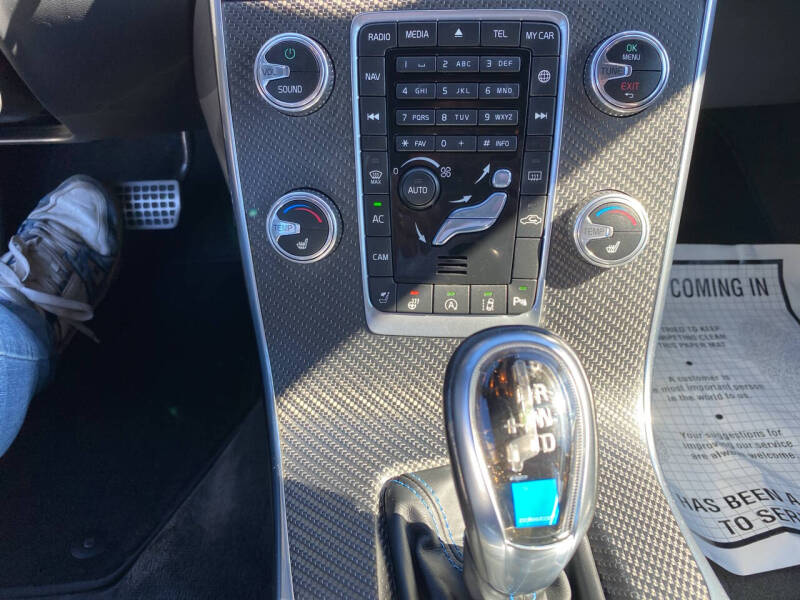 2018 Volvo V60 T6 Polestar